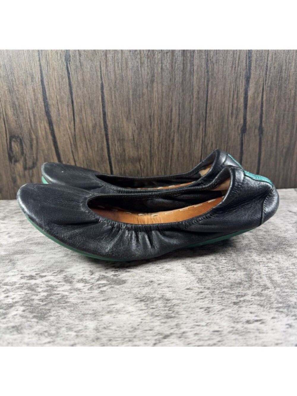 Tieks by Gavrieli Black Leather Ballet Flats Slip On Womens Size 6 Foldable - Picture 4 of 9
